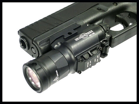 Surefire XH30 Ultra-High Dual-Output Vapenlampa Svart - bild 7 av 9