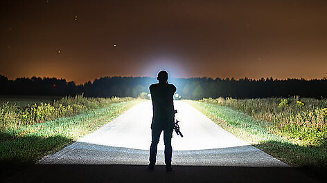 Cloud Defensive EPL Duty 1200 Lumen Vapenlampa Svart - bild 4 av 8