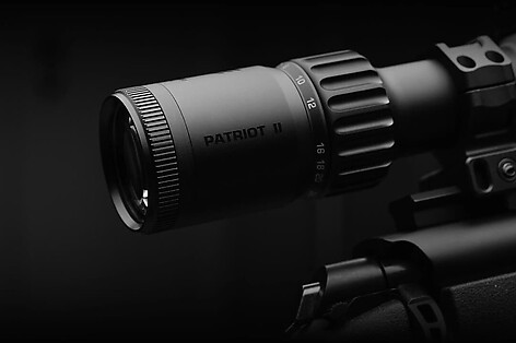 Swampfox Patriot II 6-24x50 SF FFP Clean Tree MOA Kikarsikte - bild 2 av 10