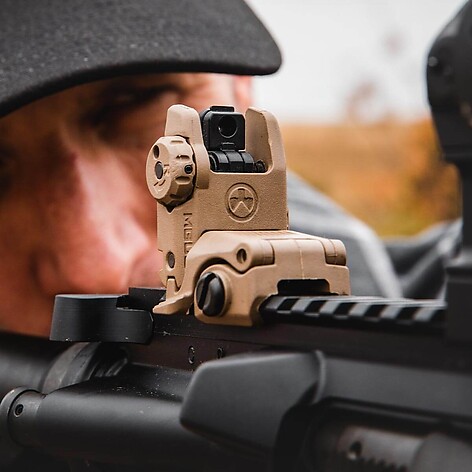 Magpul MBUS Bakre Sikte FDE Brun - bild 2 av 8