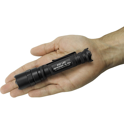 Surefire E2D Defender Ultra Dual Output Ficklampa - bild 2 av 6