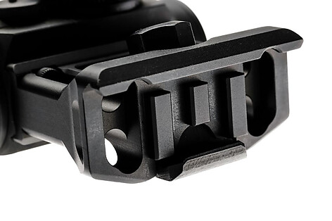 Bravo Company A/T Aimpoint Micro Lower 1/3 Co-Witness - bild 5 av 6