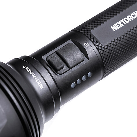 Nextorch P82 Long Range 1200lm Vit LED Ficklampa - bild 2 av 8