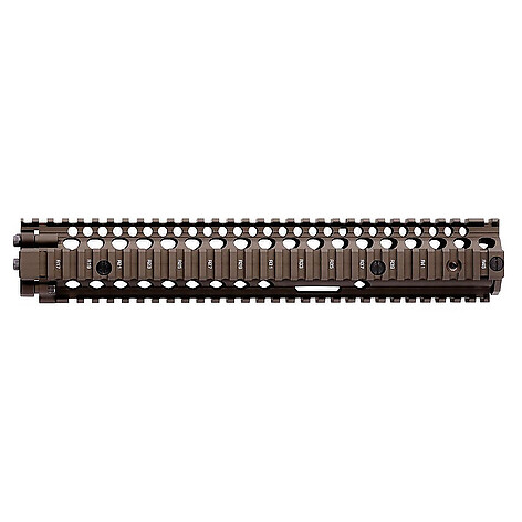 Daniel Defense M4A1 RIS II Handguard FDE