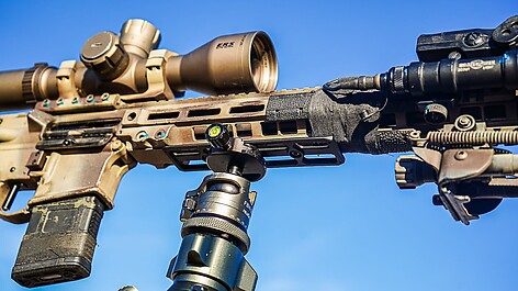 Armaspec M-LOK Arca Gun Rail Adapter 152mm - bild 2 av 3