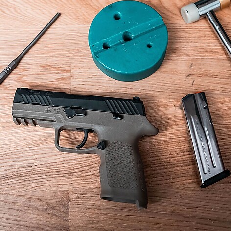 Magpul EHG SG9 Sig Sauer P320 Compact Vapengrepp FDE - bild 2 av 5