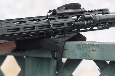 Strike Industries LINK Vinklat Handstopp FDE - bild 4 av 5