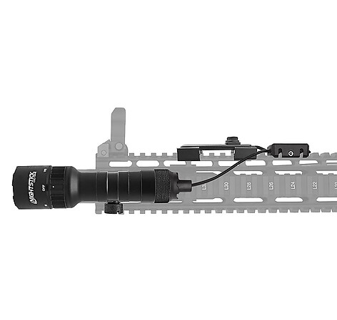 Nightstick LGL-180-IR Dual-Beam IR Vapenlampa - bild 2 av 7