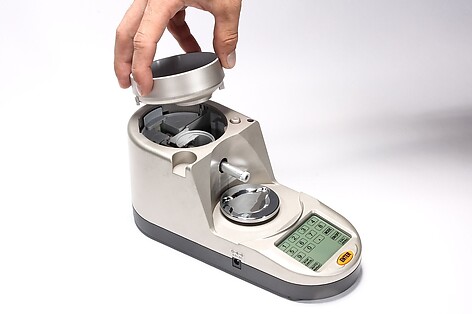 Lyman Gen6 Compact Touch Screen Powder System - bild 5 av 6