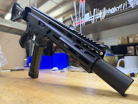 Kinetic SRX3 MKII Stribog SP9 Picatinny M-LOK 3.25 tum Svart - bild 2 av 3