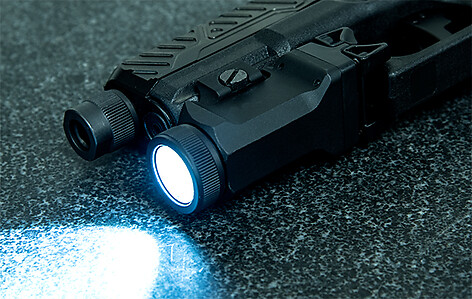 Leapers UTG Sub-compact Pistol Light 200 Lumen Picatinny - bild 2 av 11